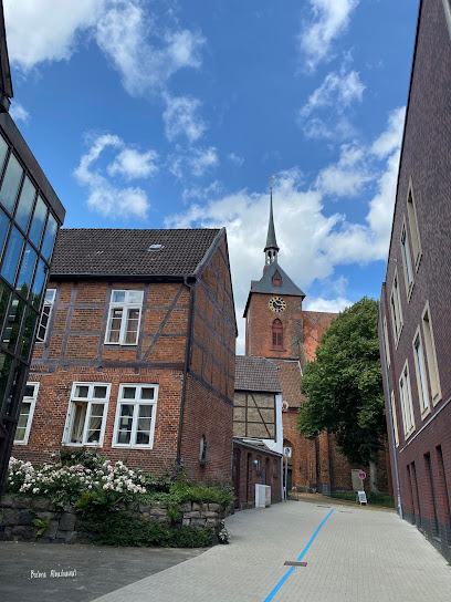 Pflegeheim Alloheim Senioren-Residenz „Am Altstädter Markt“