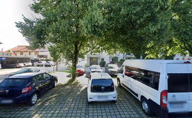 Pflegeheim Leonhardihof Senioren- & Pflegeheim Stephanskirchen