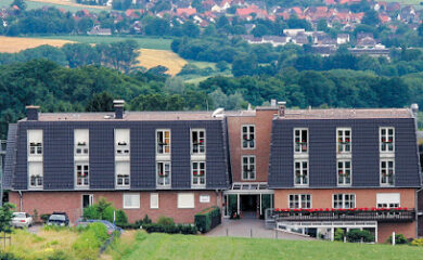 DRK Psychiatrisches Pflegeheim 2 Seniorenzentrum AZURIT Seniorenzentrum Berghof